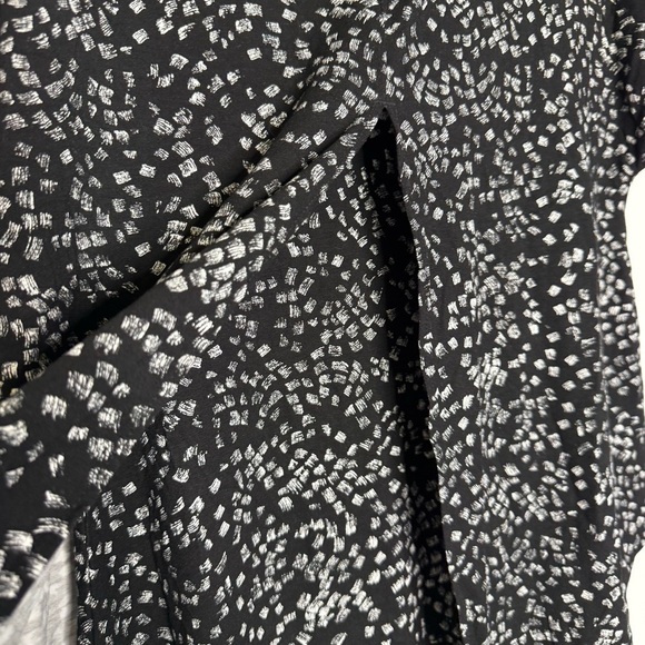 Chico’s 1 Black and White Floral Dress Size 8 Medium NWT - Picture 5 of 8